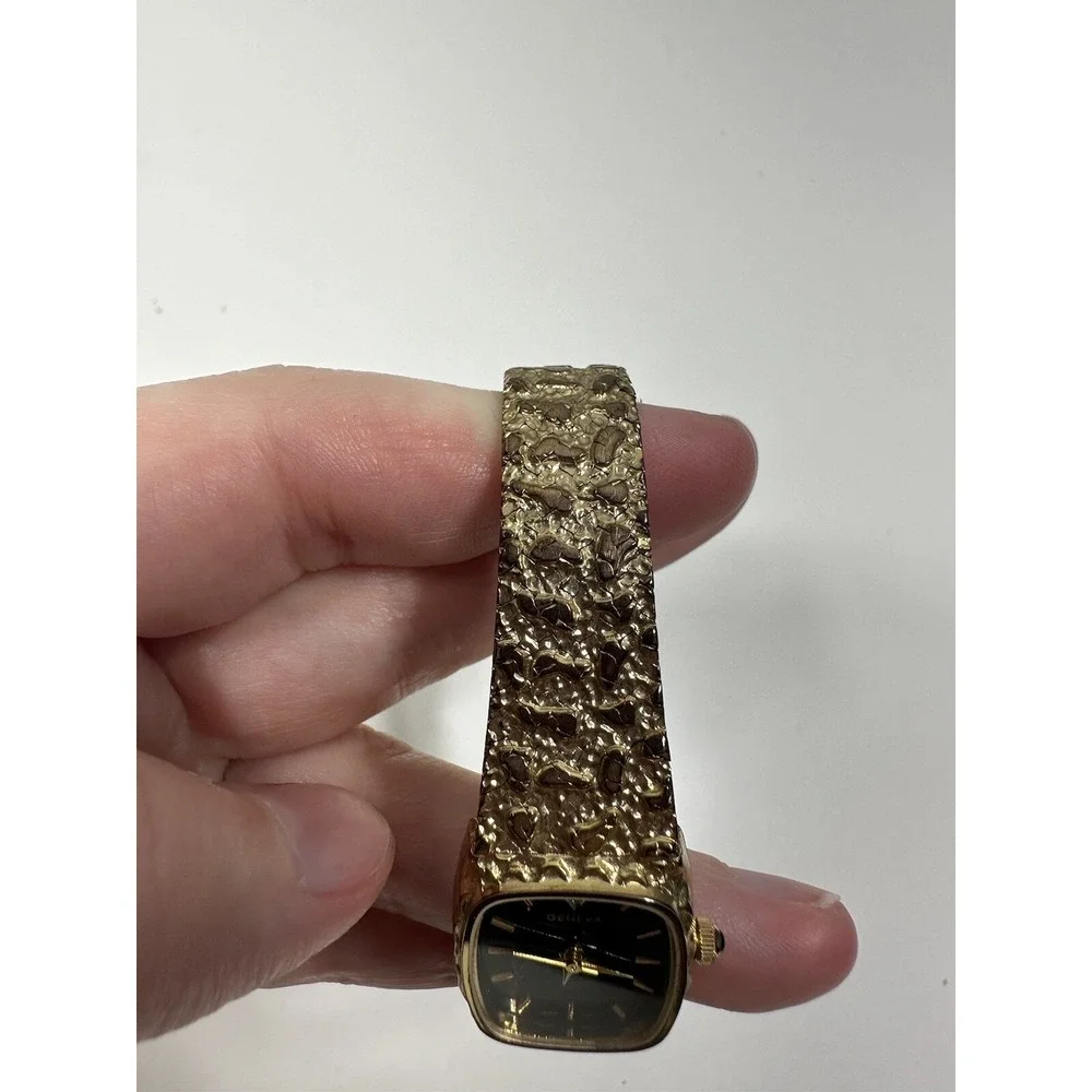 Geneva Gold Nugget Ladies Watch Stainless Steel FLG‎ Clasp 220566 Needs Battery